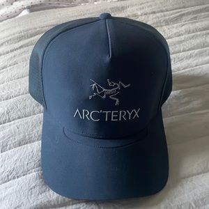 ARC’TERYX Adjustable hat